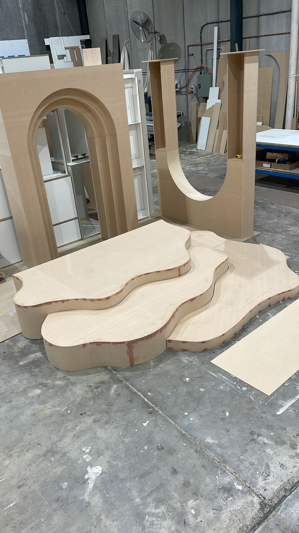 3 Tier Wavey Platform